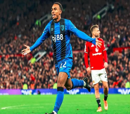 萊比錫標(biāo)價(jià)新星1億！曼聯(lián)棄購(gòu)，轉(zhuǎn)追英超新星，曾2次攻破紅魔大門(mén)