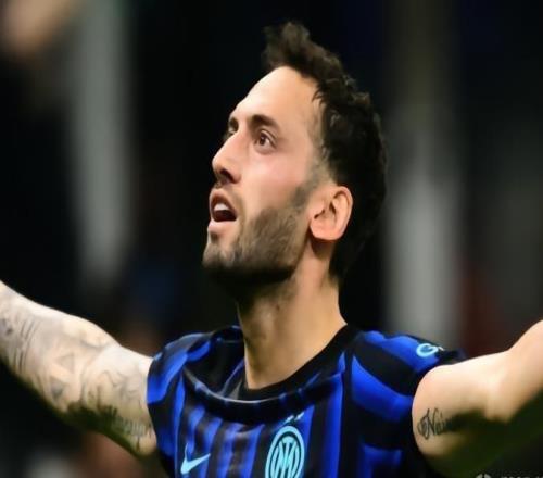 迪馬濟奧：恰爾汗奧盧不會離開國米，雙方未來幾個月內(nèi)談續(xù)約