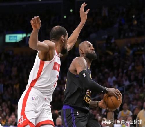 湖人兩大功臣出爐，老詹28+8存瑕疵！雷迪克賽后攤牌，兩點成關(guān)鍵
