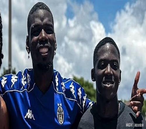 句句扎心！博格巴隱晦支招梅努：得不到穩(wěn)定主力，就該離開曼聯(lián)