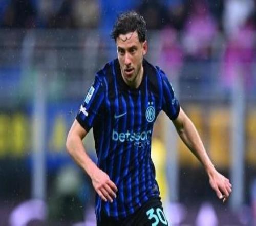 米體：安切洛蒂關(guān)注卡洛斯奧古斯托，他有望入選世界杯陣容