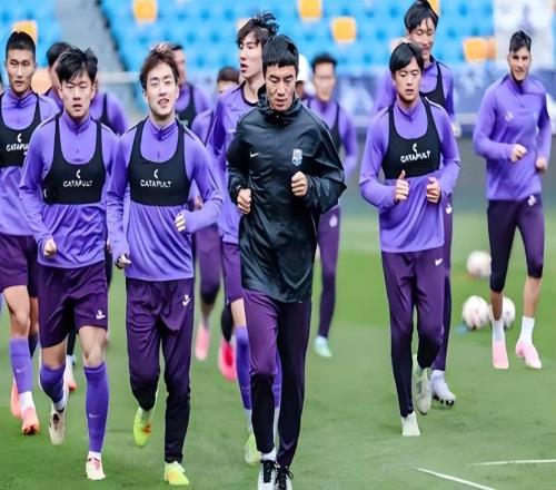 津門虎剛輸給泰山，于根偉就做出重要決定，公開發(fā)聲力挺外援格勞