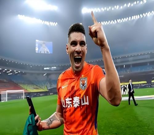 鄭智又被個(gè)別球迷喊下課！李昊都看不下去，賽后直接回懟贏得點(diǎn)贊