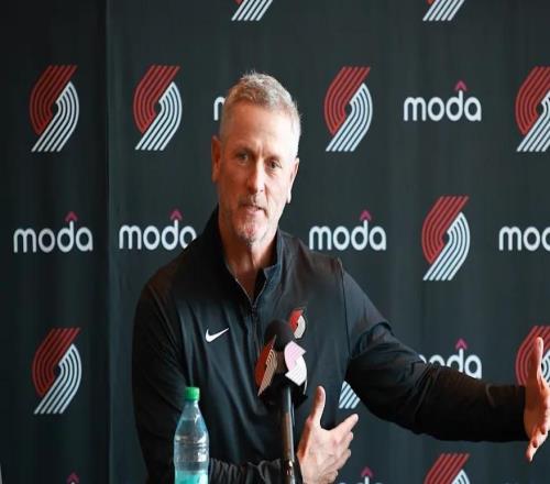 新老板摳門到讓球員坐冷板凳，開拓者怎么了