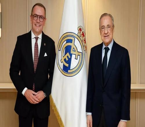 阿斯：皇馬受贈一面手工刺繡巨型旗幟，制作總耗時達690小時