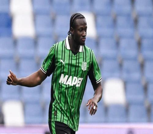 莫雷托丨米蘭有意薩索洛23歲中場(chǎng)科內(nèi)