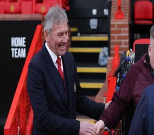 羅布森：B費是一名頂級球員，他的踢法有點像坎通納