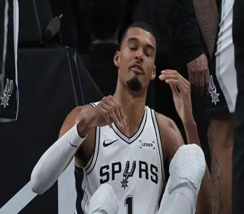 強制休息48小時！！文班出戰(zhàn)成疑了??！