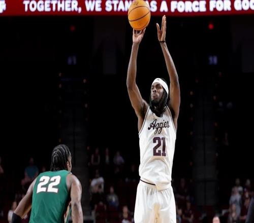 一名傷停球員的回歸，為何讓教練像過圣誕