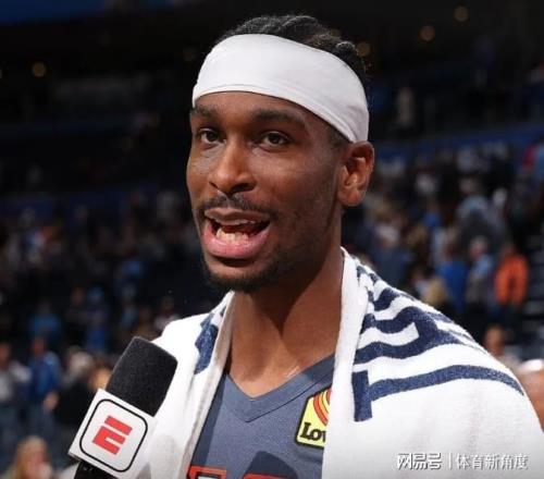 真硬！手指90度折彎，淡定拿下37+5+9，MVP毫無懸念了