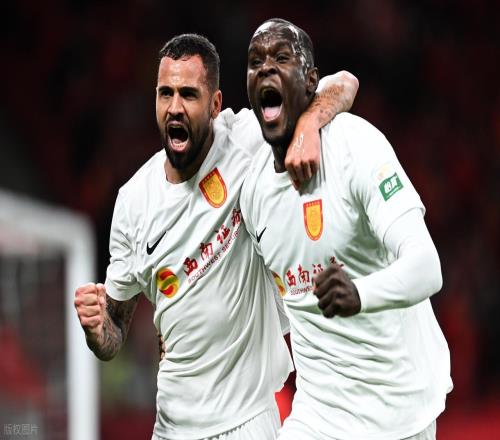 成立4年，中冠到中超第二！重慶背后那四個(gè)字，讓所有投資人臉紅