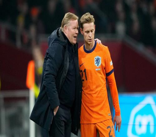 德容：我和科曼關(guān)系非常好，已經(jīng)不是普通的教練和球員關(guān)系了