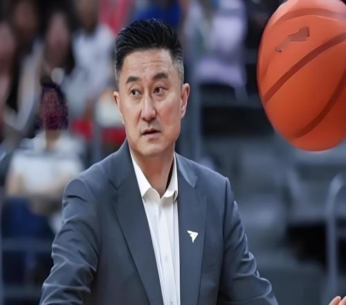 廣東男籃新消息，杜鋒大手一揮放棄薩林杰，北京首鋼終于裁掉貝利