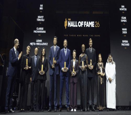 王治郅入選FIBA名人堂！入堂儀式發(fā)言：感謝國(guó)家和部隊(duì)培養(yǎng)