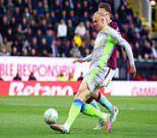 伯恩利提前四輪降級(jí)：升班馬的英超生存法則失效了