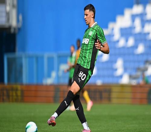 斯基拉：國米想簽?zāi)鹿啄S奇，但又不想讓尤文獲得太多現(xiàn)金