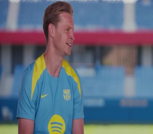 德容：足球偶像是梅西非常喜歡瓜迪奧拉執(zhí)教時(shí)期的巴薩隊(duì)