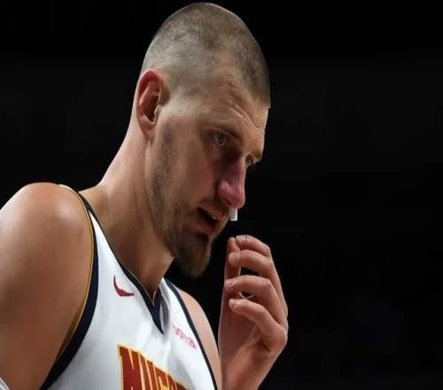 26投7中生涯最差！約基奇G3為何迷失自我一定律重現(xiàn)，令人唏噓