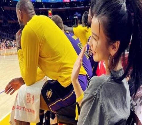 一夜連傷3人！阿杜又傷了！里夫斯提前復(fù)出！喊出來(lái)吧，湖人總冠軍！