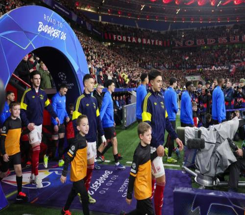 因客戰(zhàn)勒沃庫森球迷放煙花，阿森納被歐足聯(lián)罰款