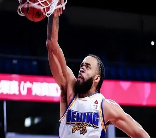 北京收官戰(zhàn)強(qiáng)勢輸出！全民皆兵統(tǒng)治攻守，新外+2將復(fù)出發(fā)揮不錯(cuò)