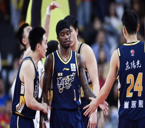 廣東宏遠官方：拉科塞維奇已完成注冊，薩姆納將因傷離隊