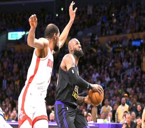 湖人新三駕馬車就位，41歲的老詹要帶一群失意之人創(chuàng)造奇跡