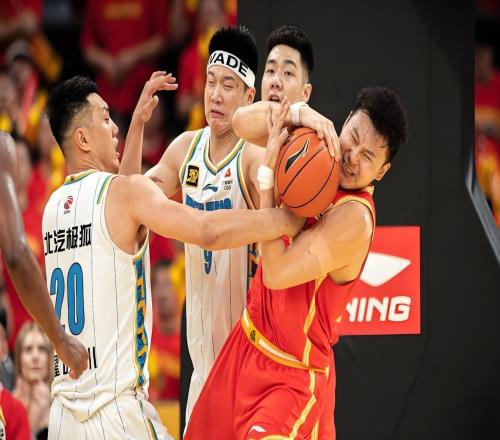 亂套！CBA季后賽臨時(shí)改賽制球迷怒噴：去年這樣，廣廈早就完了