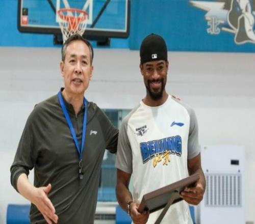 北京男籃官宣解約貝利！29場(chǎng)僅1場(chǎng)20+離開(kāi)不意外新外援已就位