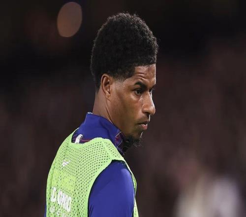 西媒：弗里克不滿拉什福德態(tài)度懶散消極或?qū)⑵渌突赜⒊? />
<div   id=