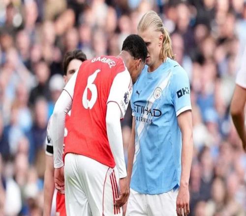 英超爭(zhēng)冠沖刺，近十年最激烈