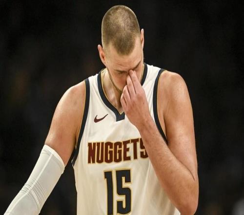 都說戈貝爾是約基奇的玩具，結(jié)果今年二人同場，森林狼勝掘金29分