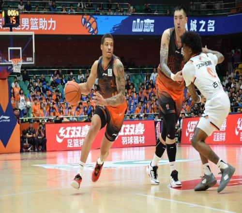 蛇頭開局蛇尾收官，進(jìn)攻何時不斷電高速男籃常規(guī)賽以遺憾收尾