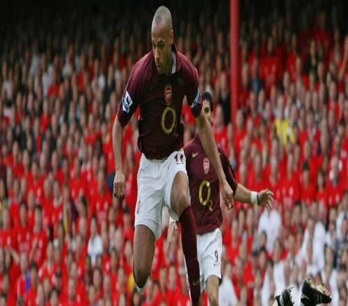 這就是個(gè)人能力！亨利戲耍德塞利&泰利