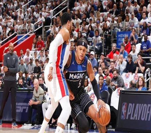 打瘋了！活塞狂轟303夢(mèng)幻攻擊波杜倫遭一級(jí)惡意犯規(guī)打頭