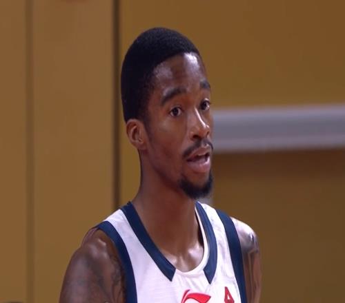 萨姆纳与杜锋说再见！