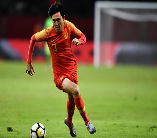 意外！毛偉杰踢左后衛(wèi)能達(dá)到李學(xué)鵬的高度大連球迷都看看好他