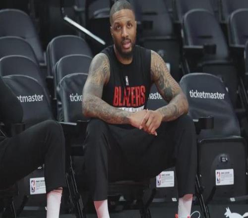 利拉德復(fù)出懸念：362天跟腱撕裂后，季后賽邊緣的博弈