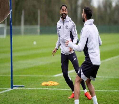 跟隊(duì)：B費(fèi)一直是領(lǐng)袖，當(dāng)初支持阿莫林“處理”拉什福德等人