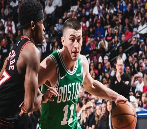 綠軍險勝76人！21領(lǐng)先，雙探花轟50+11+11，馬克西空砍31分6助