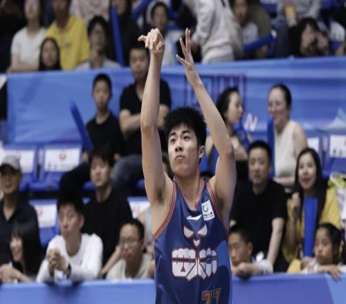 常规赛未尝一胜，四川社媒致歉：知耻而后勇，负重再前行