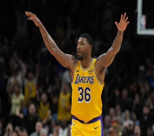 斯馬特你太狠，換隊第一年，詹科鯊魔賈都沒實現的紀錄，你做到了