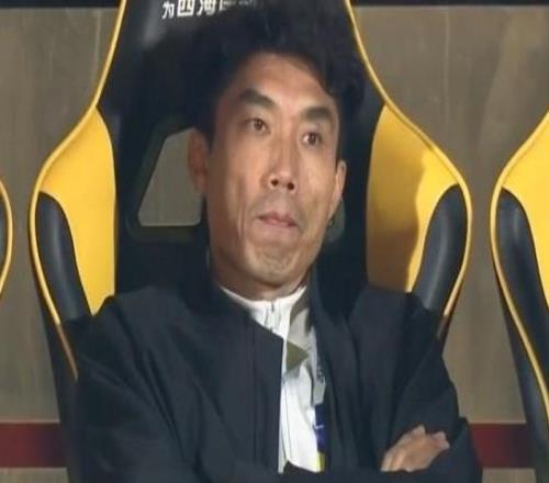 郑智：球队这几天一直在做恢复，密集赛程对每支球队都平等