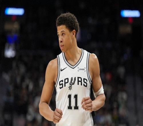 馬刺3將出身價！哈珀主導(dǎo)逆轉(zhuǎn)，布萊恩特鎖阿夫迪亞，尚帕尼可行