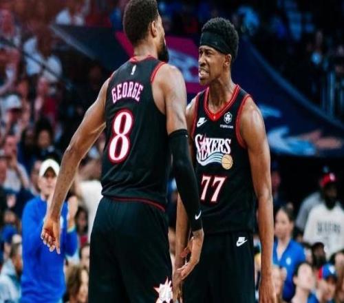 探花打铁两双乔治4记三分，马克西31+4+6难救主，76人惜败绿军