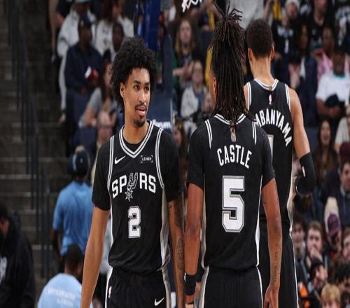 文班傷缺，4號(hào)秀+榜眼轟60分破紀(jì)錄！馬刺組新版GDP眼光遠(yuǎn)超火箭