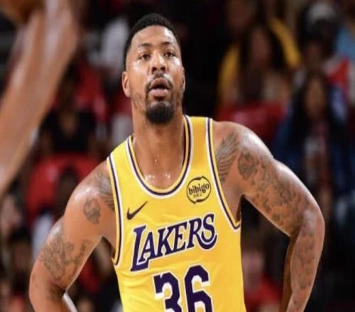 斯馬特：現(xiàn)在還差一場勝利，我們要保持“殺手心態(tài)”完成終結(jié)