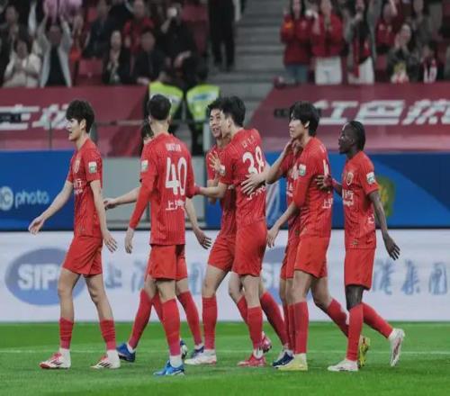 中超第8輪，上海海港40勝武漢三鎮(zhèn)