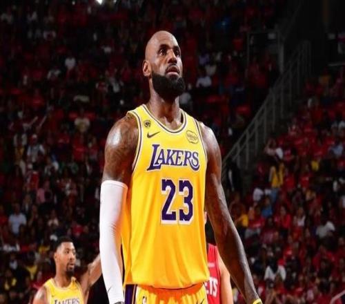 詹姆斯絕平三分，湖人不可思議的逆轉(zhuǎn)