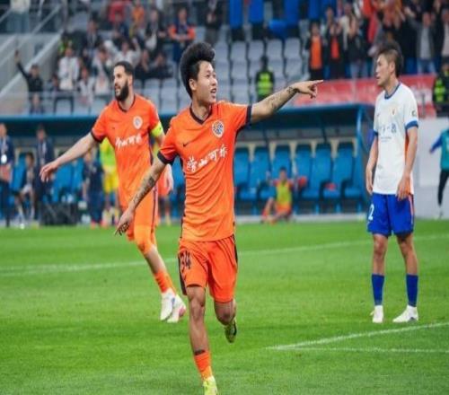 【中超】冷門！多點(diǎn)開花笑傲齊魯?shù)卤群Ｅ?比1泰山